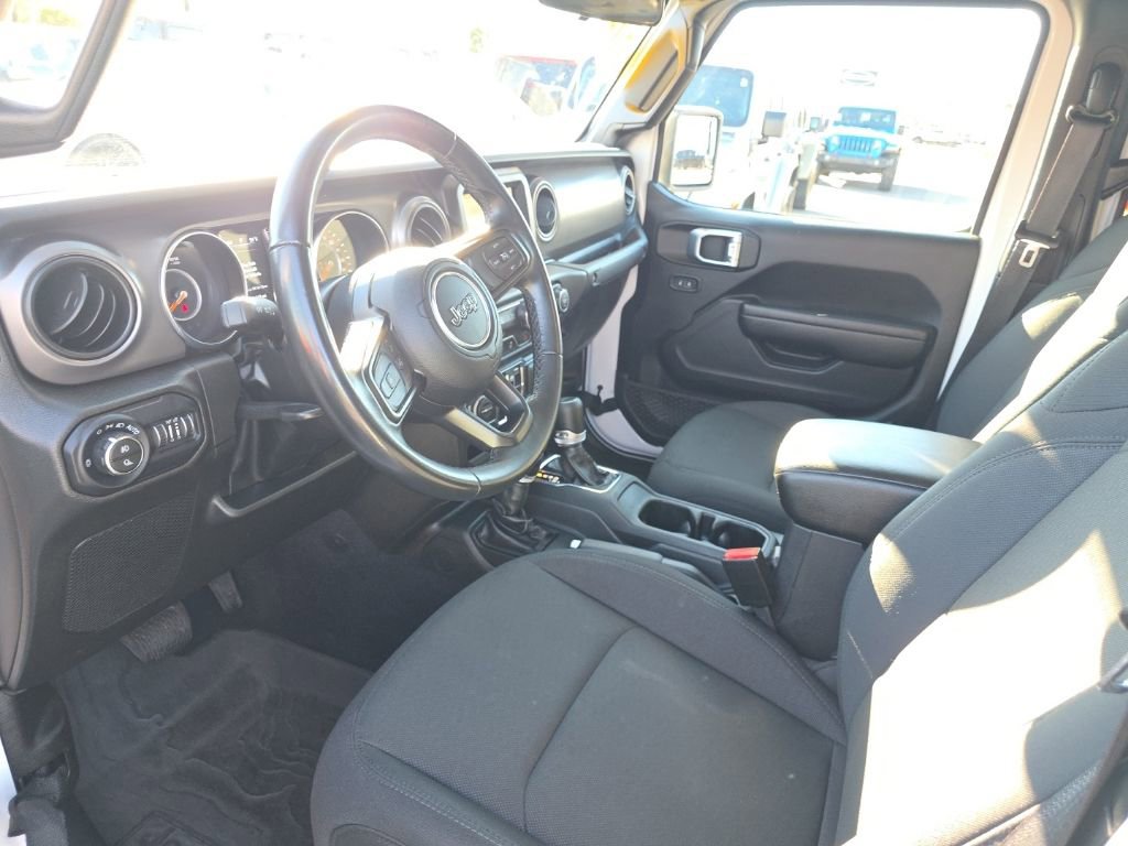 Certified 2022 Jeep Gladiator Willys image 12