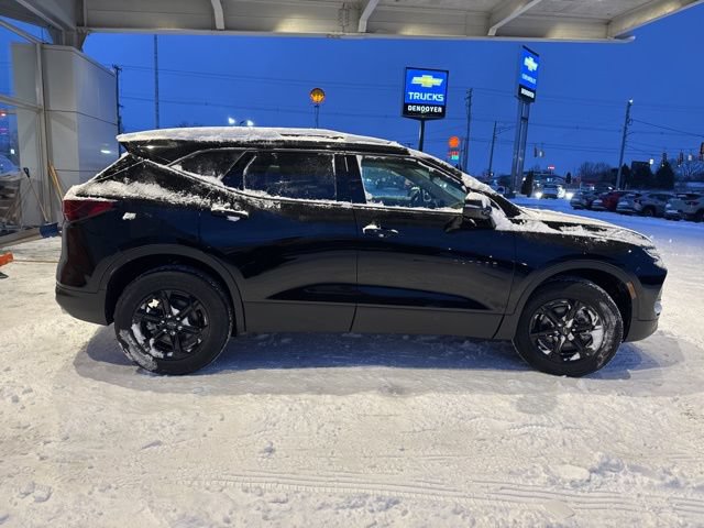 New 2026 Chevrolet Blazer LT w/ Midnight/Sport Edition AWD/4WD image 4