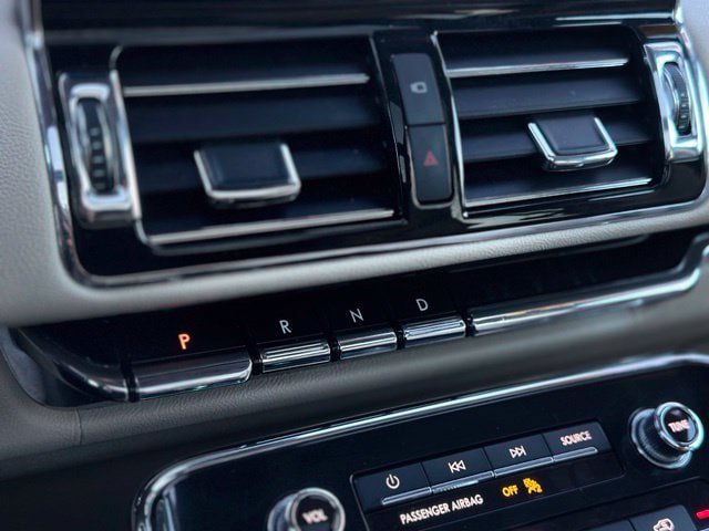 Used 2019 Lincoln Navigator L Reserve AWD/4WD image 15