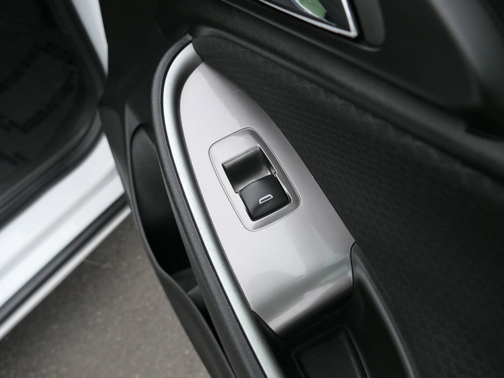 Used 2016 Chevrolet Malibu LS image 25