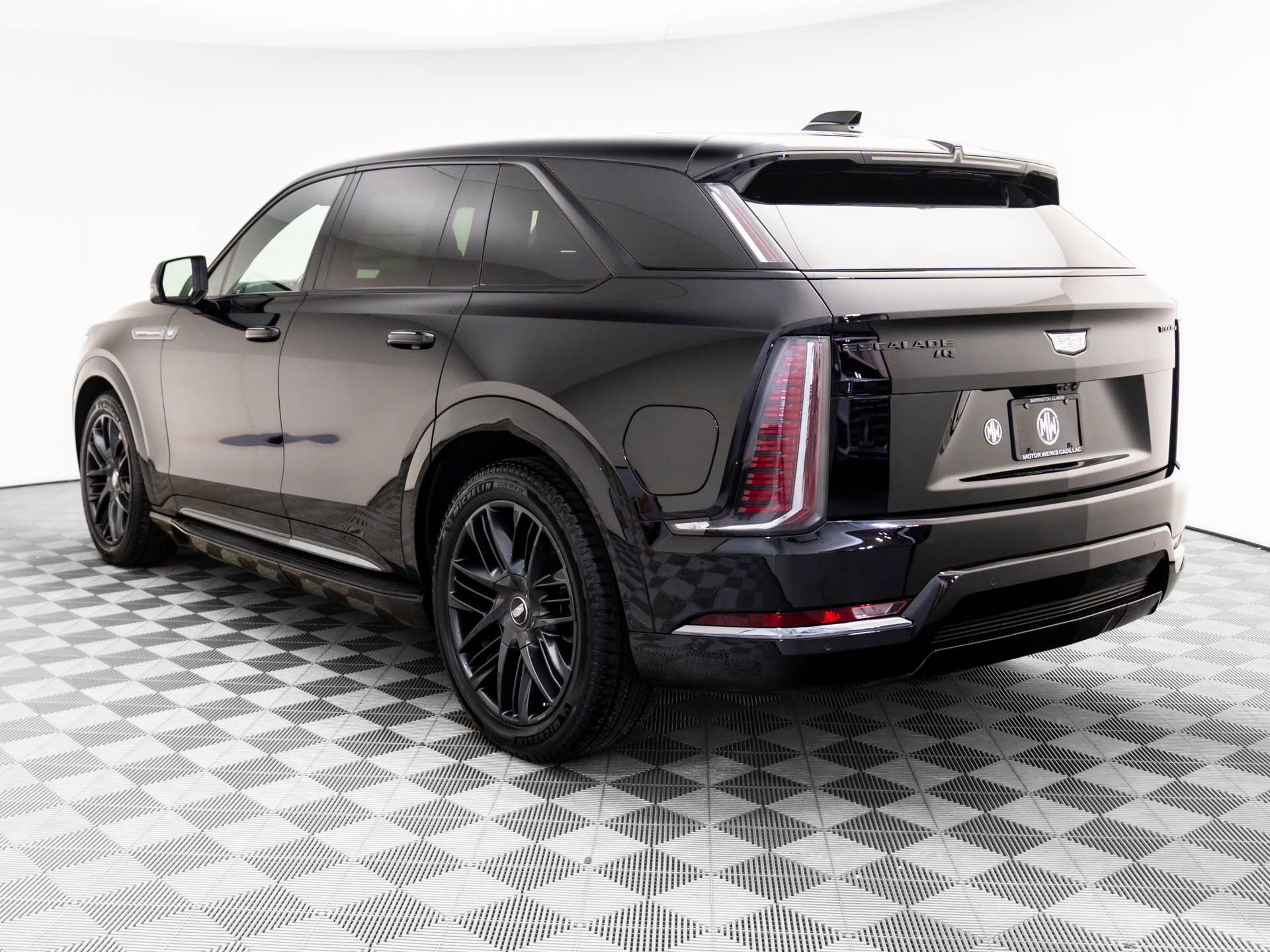 New 2025 Cadillac Escalade IQ Sport 2 w/ LPO, ONYX Package video 3