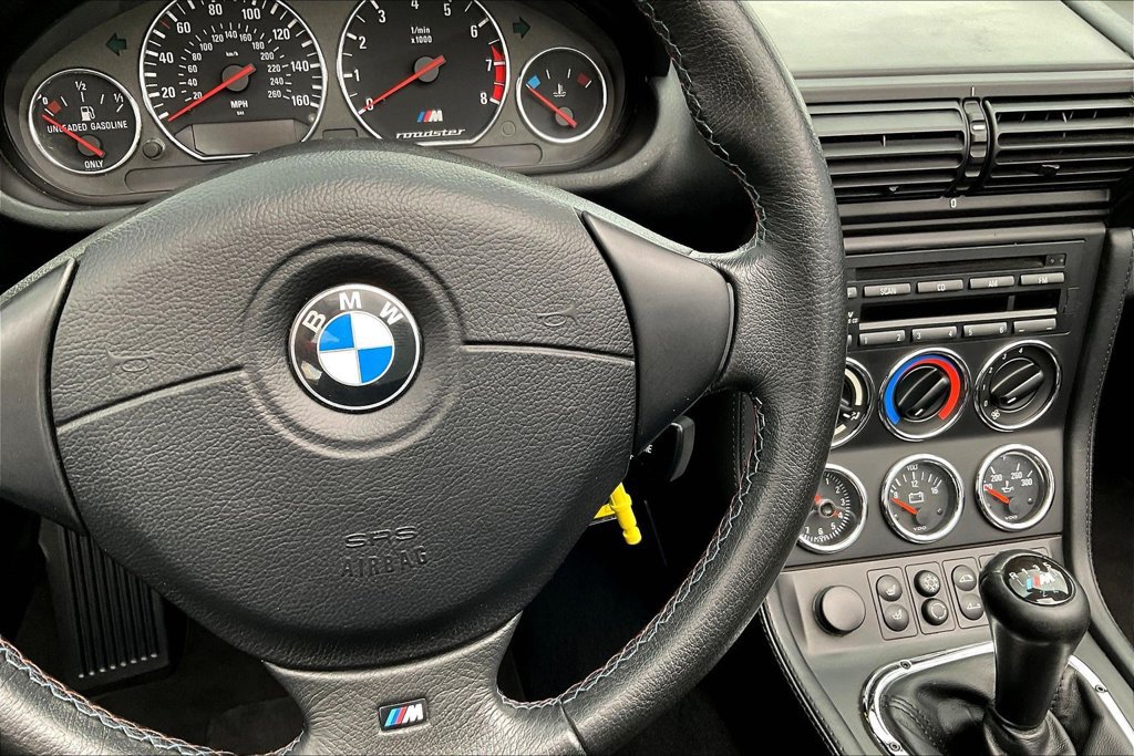 Used 2000 BMW M Roadster RWD image 11