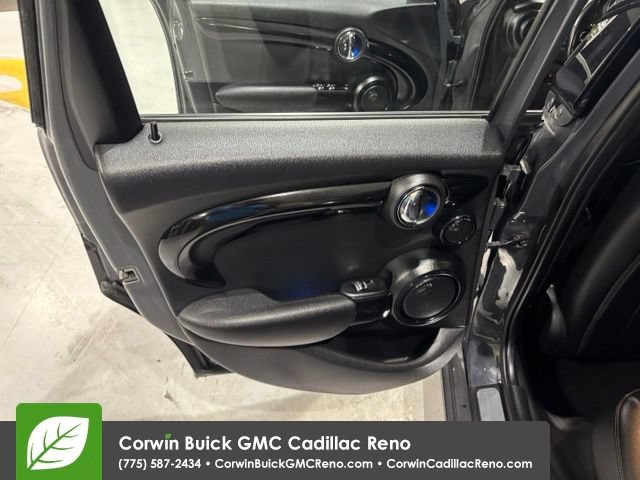 Used 2019 MINI Cooper S w/ Signature Upholstery Package FWD image 16