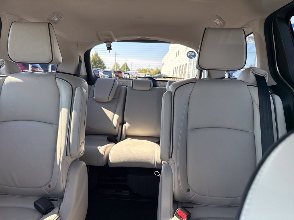 Certified 2026 Honda Odyssey Touring image 24