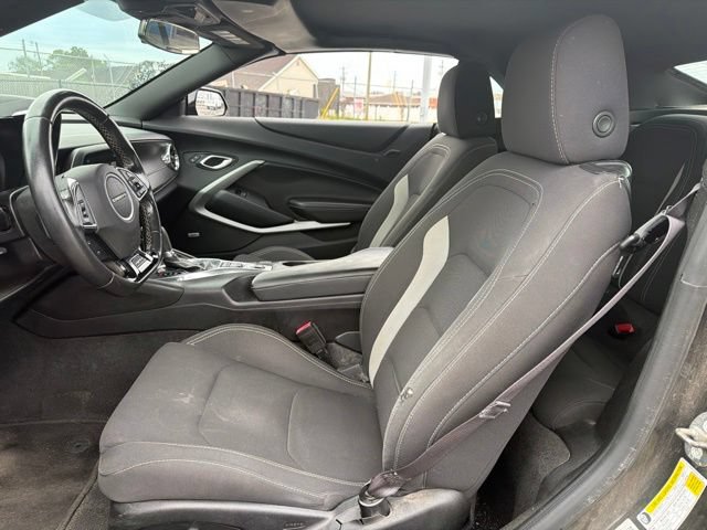 Used 2017 Chevrolet Camaro LT w/ RS Package RWD image 9