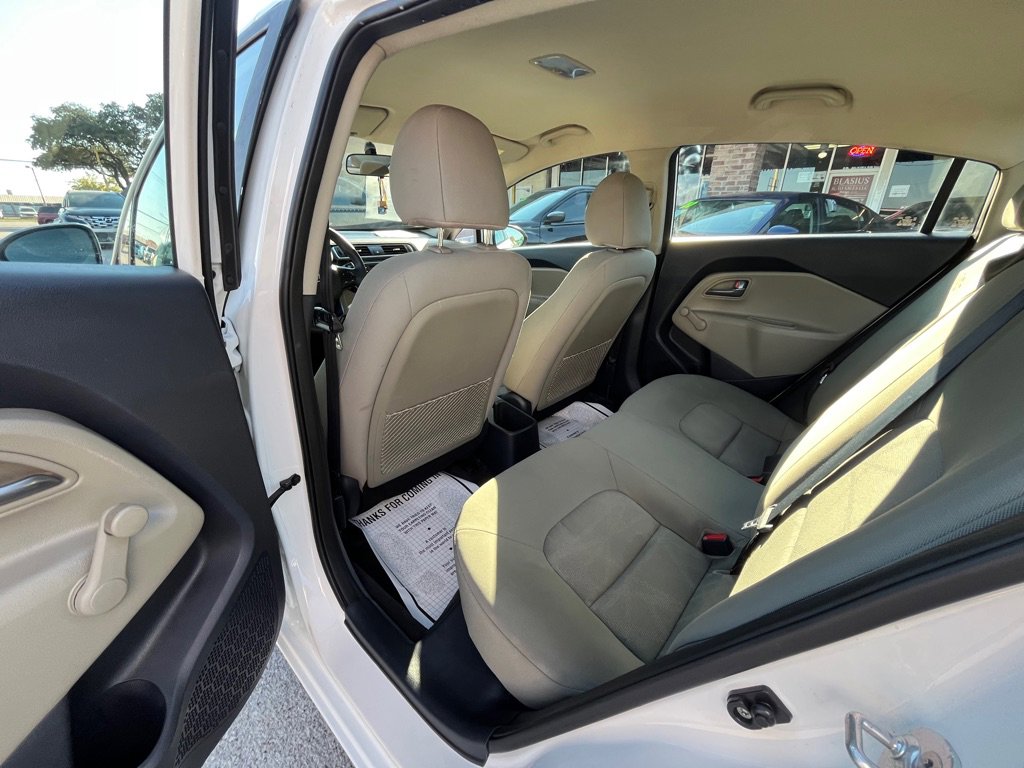 Used 2017 Kia Rio LX image 12