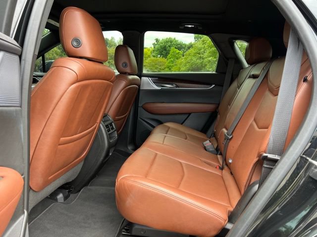 Used 2020 Cadillac XT5 Premium Luxury FWD image 16