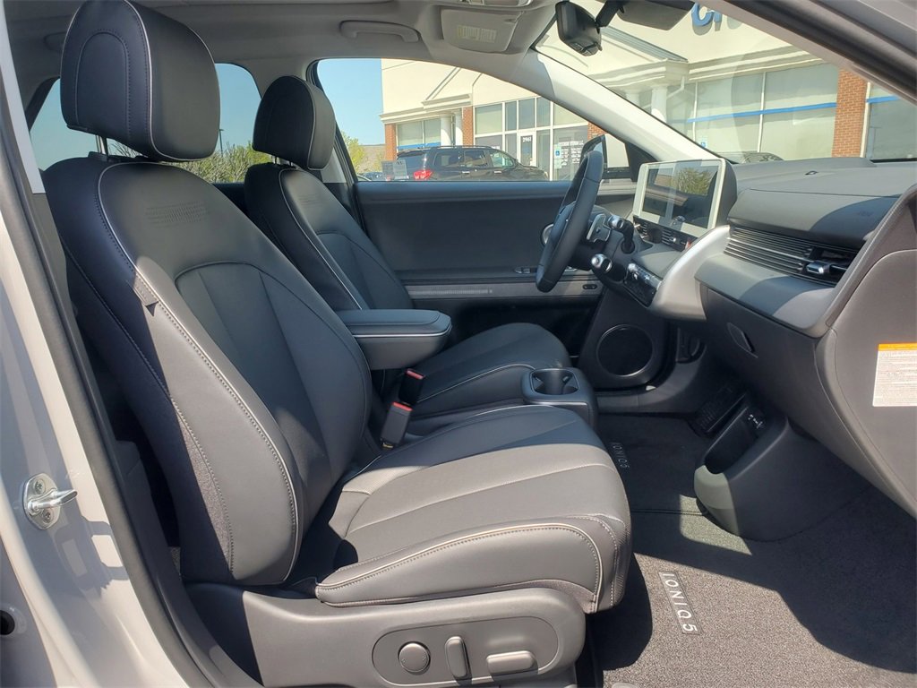 New 2024 Hyundai Ioniq 5 Limited image 18