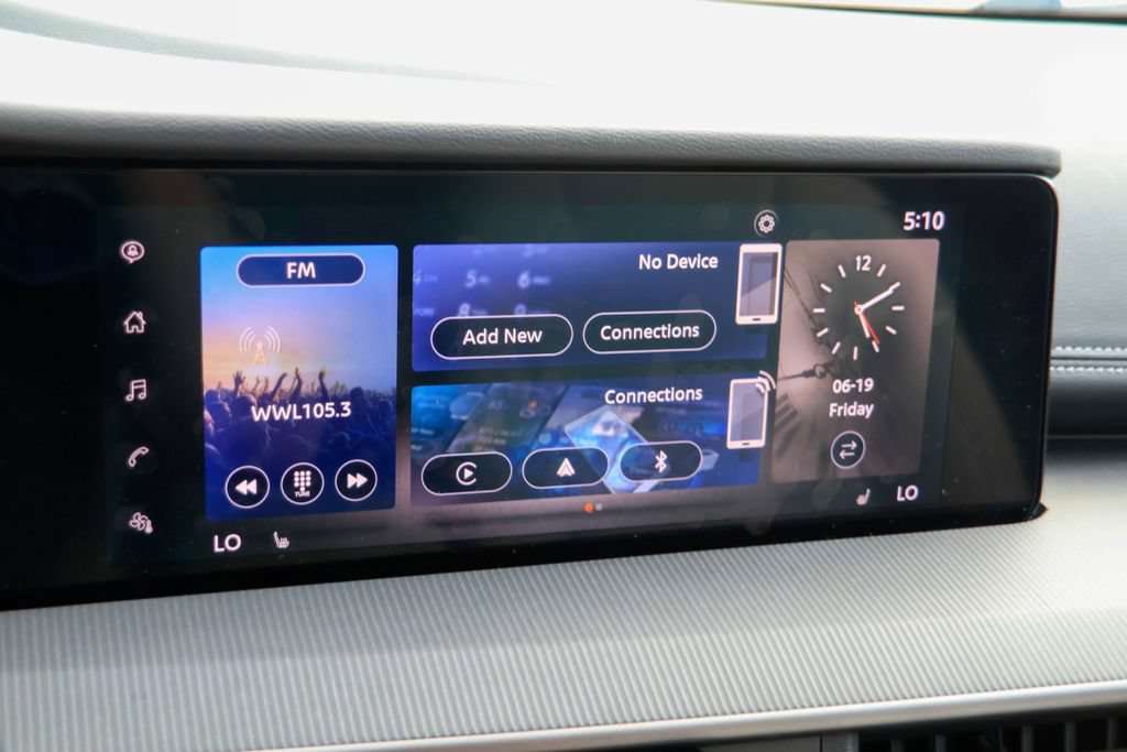 Certified 2025 Nissan Murano SV AWD/4WD image 5