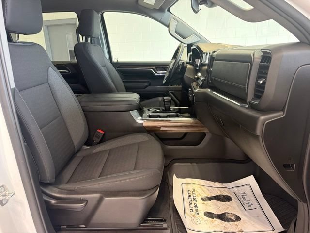 Certified 2024 Chevrolet Silverado 1500 RST AWD/4WD image 10