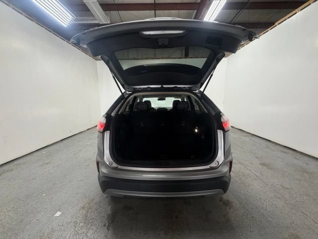 Used 2024 Ford Edge SEL AWD/4WD image 9
