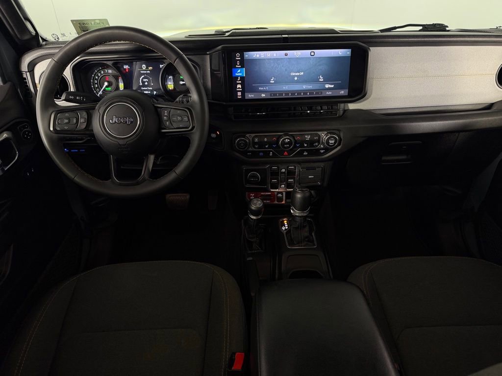 Used 2024 Jeep Wrangler Unlimited AWD/4WD image 12