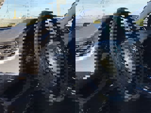 Used 2025 Toyota RAV4 XLE image 10