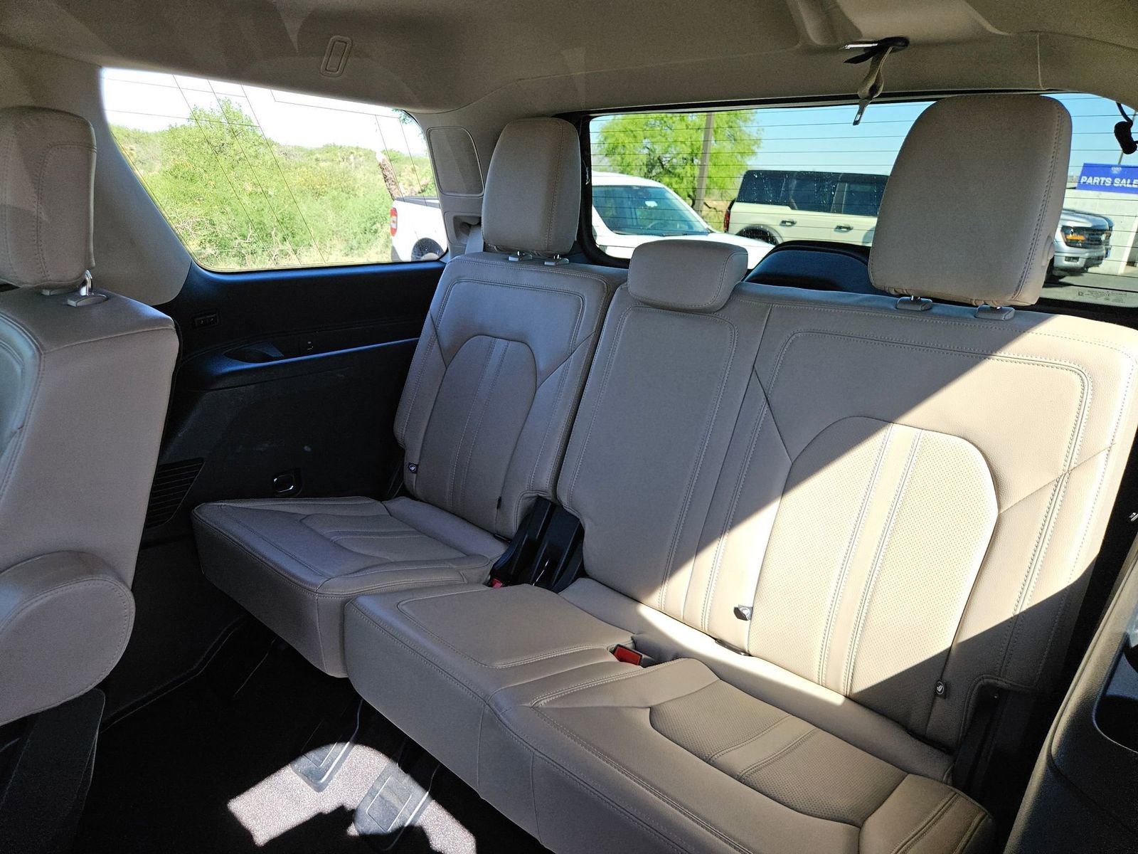 Certified 2023 Ford Expedition Limited image 25