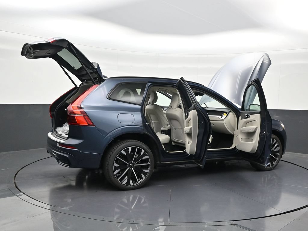 New 2026 Volvo XC60 T8 Ultra w/ Protection Package Premier AWD/4WD image 29