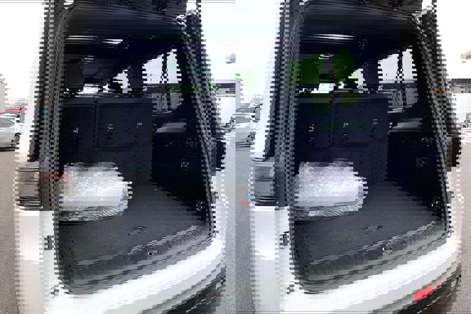 New 2026 Jeep Grand Wagoneer L Limited w/ Premium Group II image 5