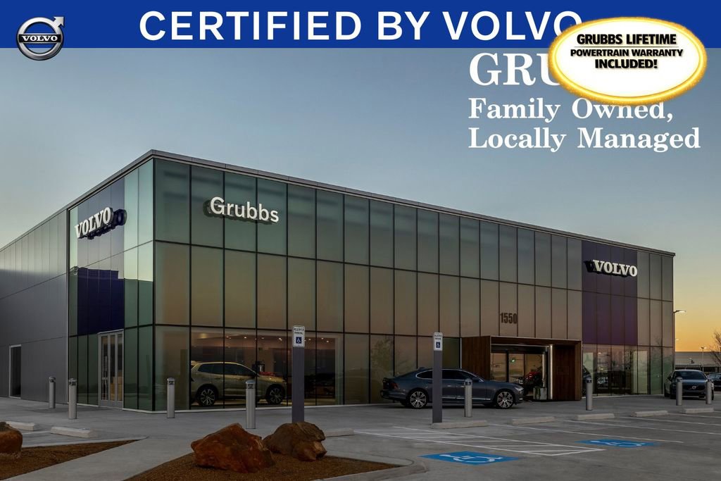 Used 2022 Volvo XC90 T5 Momentum w/ Climate Package image 10