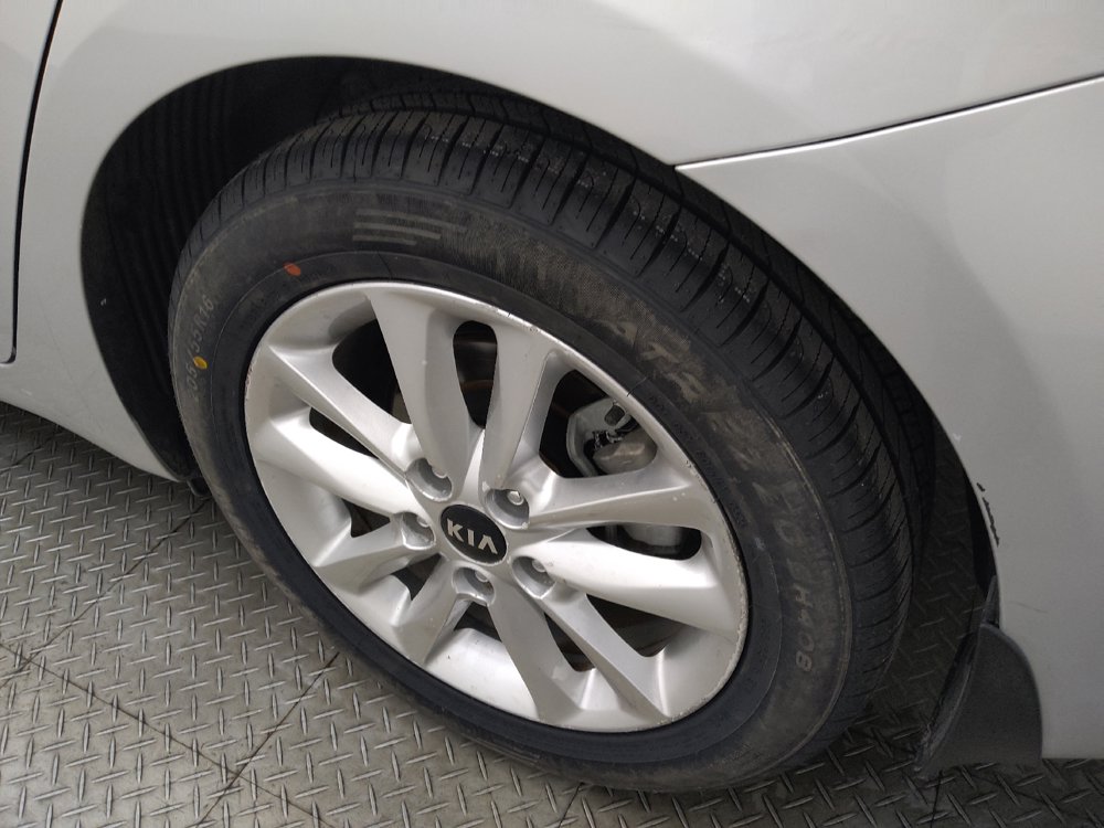 Used 2017 Kia Forte LX w/ LX Popular Package FWD image 31