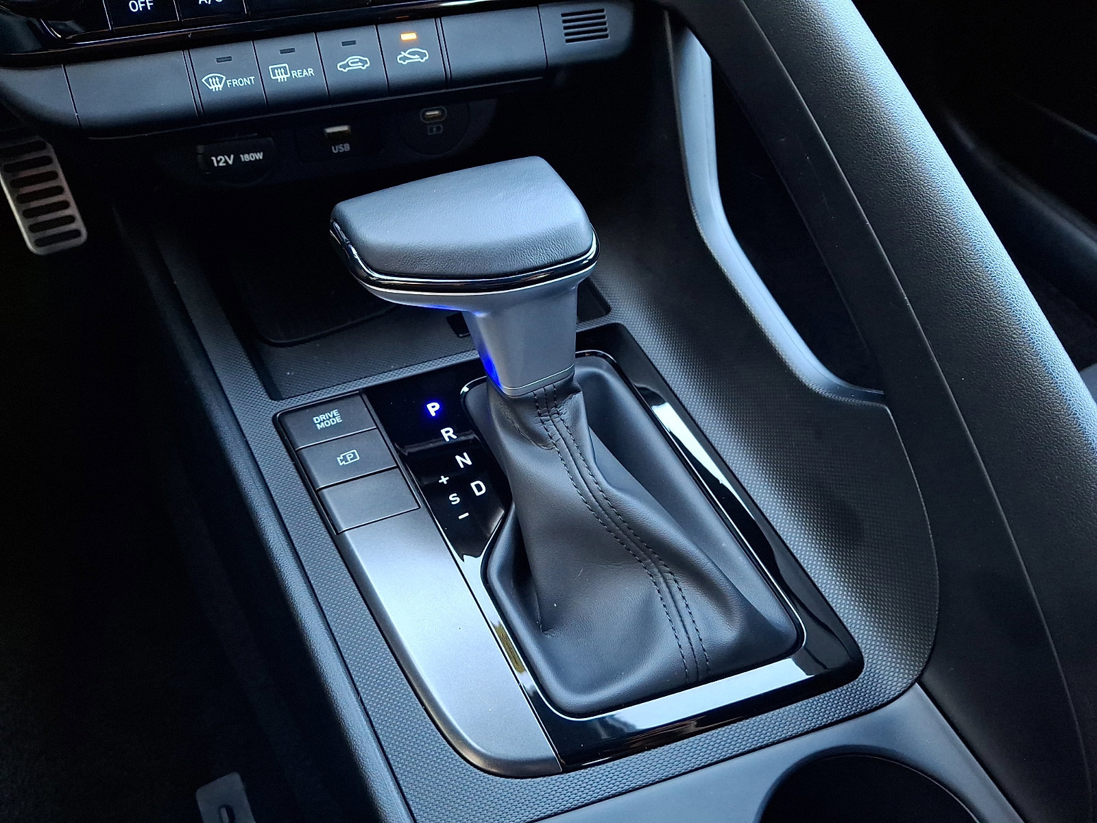 Certified 2025 Hyundai Elantra Sport FWD image 14