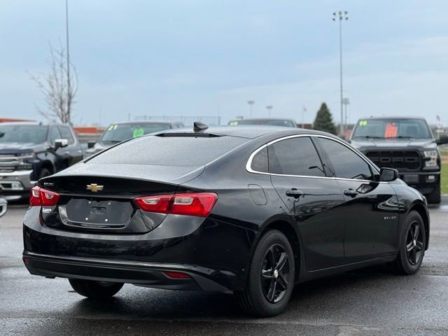 Used 2025 Chevrolet Malibu LS image 33