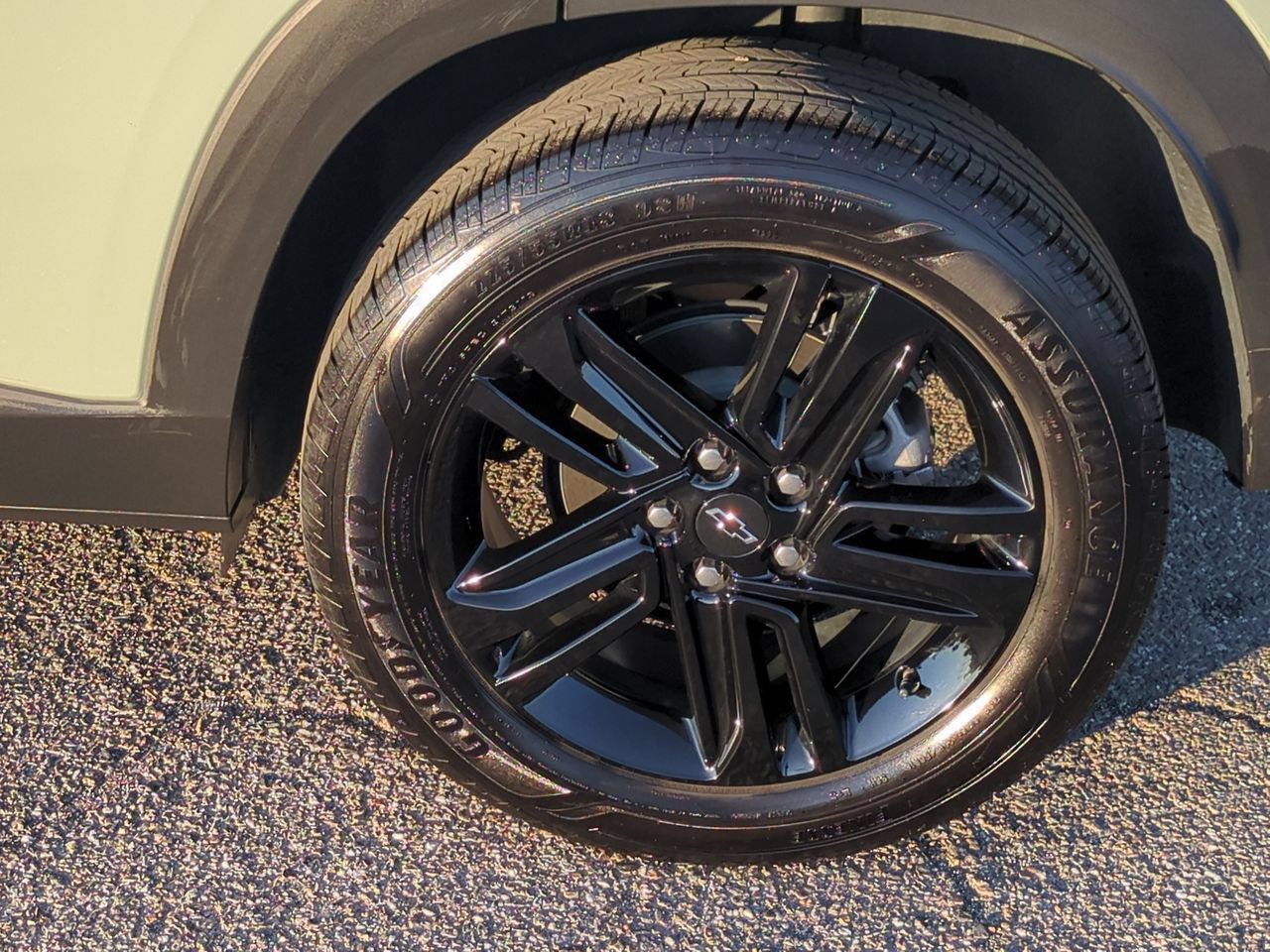 Used 2025 Chevrolet Trax ACTIV w/ Driver Confidence Package FWD image 31