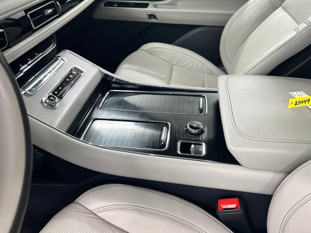Certified 2025 Lincoln Aviator Reserve w/ Illumination Package AWD/4WD image 15