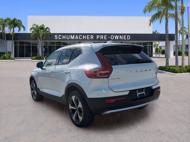 Certified 2024 Volvo XC40 B5 Plus w/ Protection Package AWD/4WD image 5