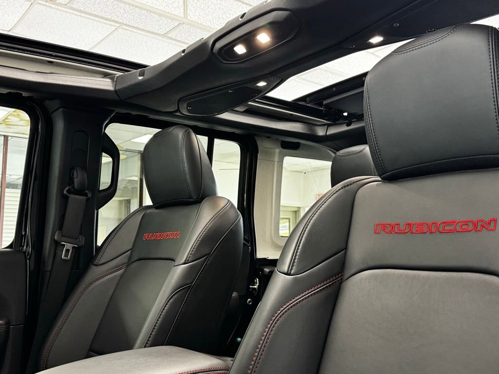 Certified 2024 Jeep Wrangler Unlimited Rubicon AWD/4WD image 23