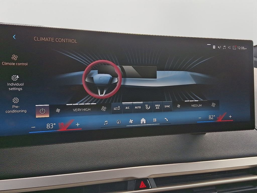 Used 2025 BMW iX xDrive50 w/ Premium Package image 18