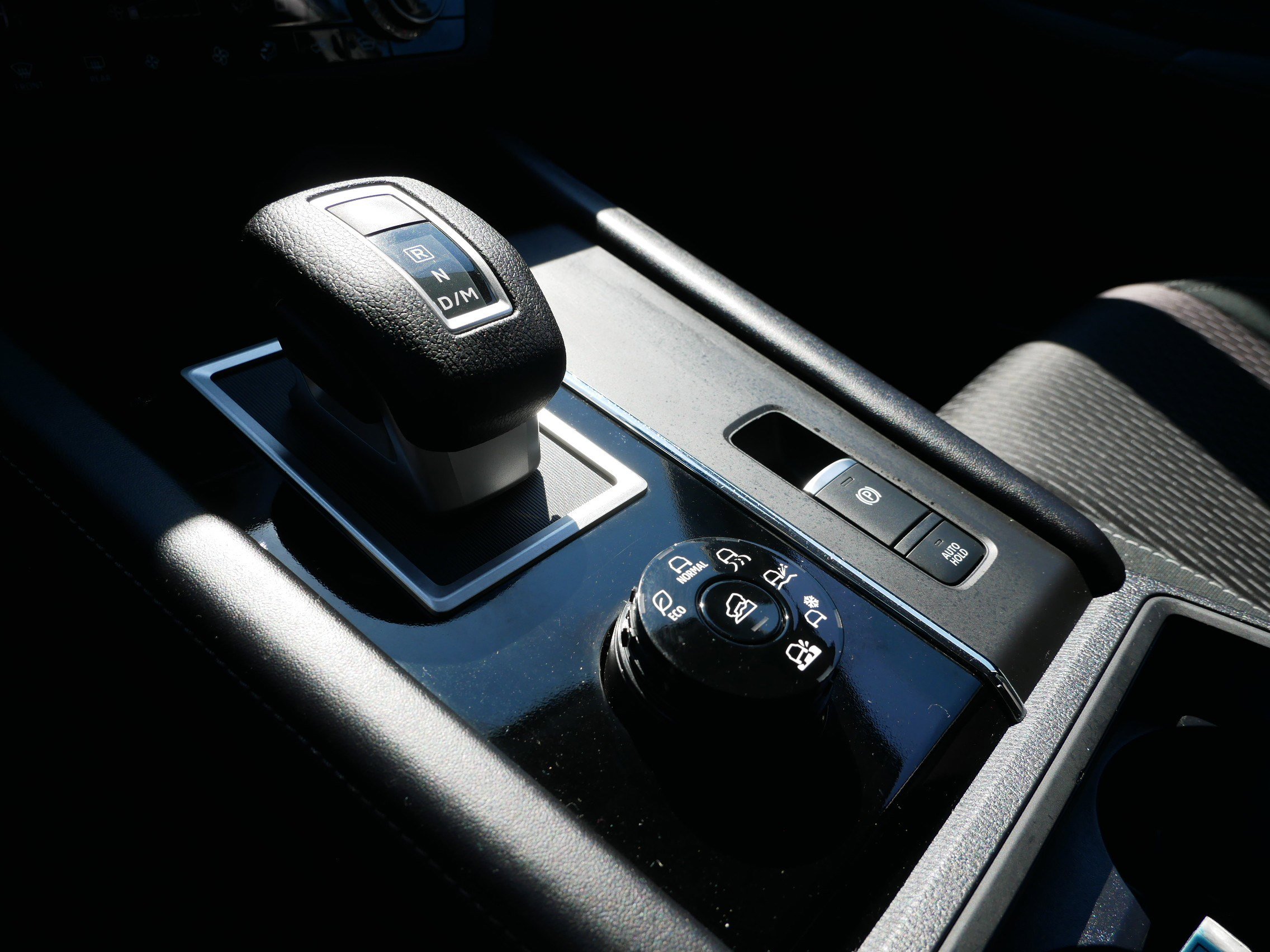 Used 2022 Mitsubishi Outlander ES image 24