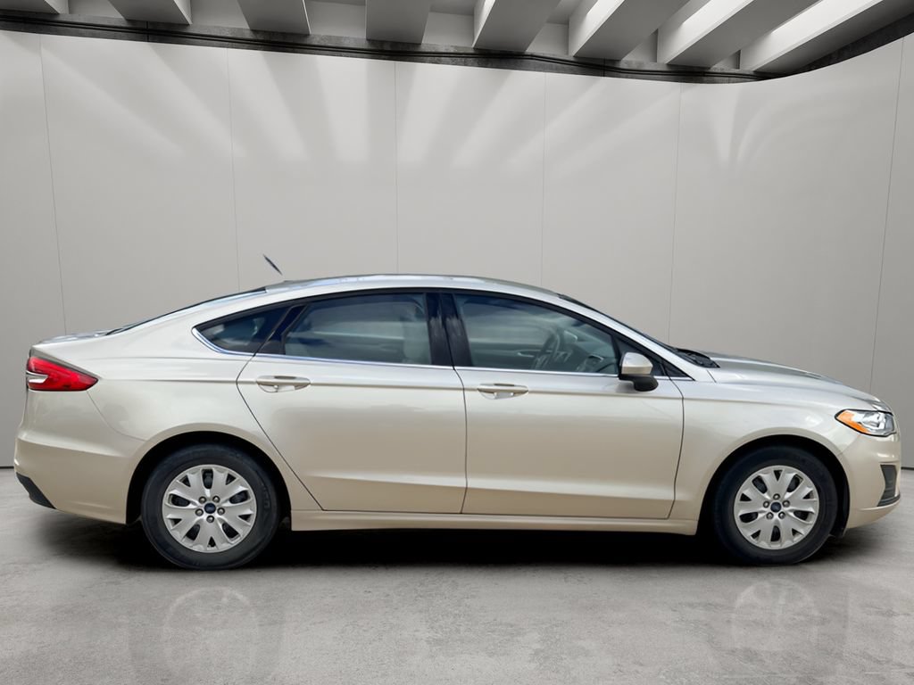 Used 2019 Ford Fusion S FWD image 6