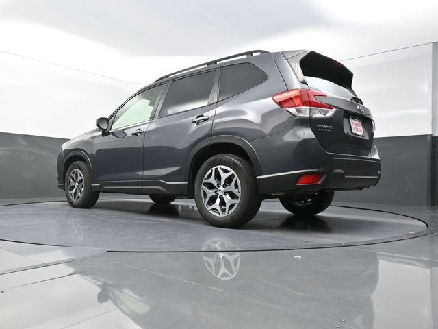 Used 2023 Subaru Forester Premium image 48