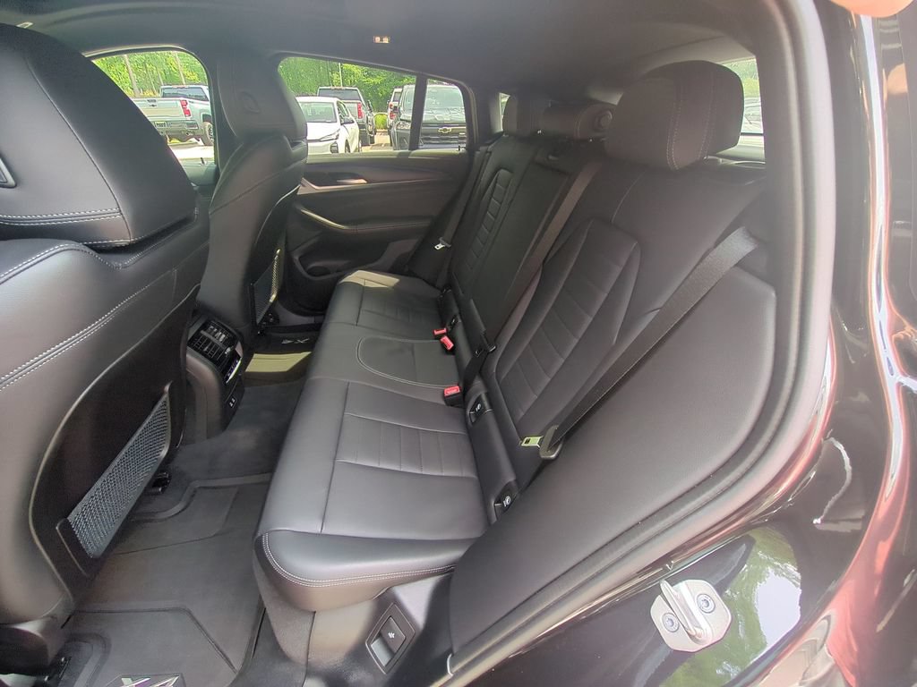 Used 2023 BMW X4 M40i AWD/4WD image 30