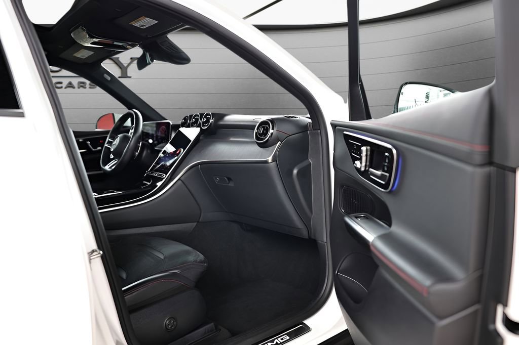 Used 2025 Mercedes-Benz GLC 43 AMG 4MATIC image 64