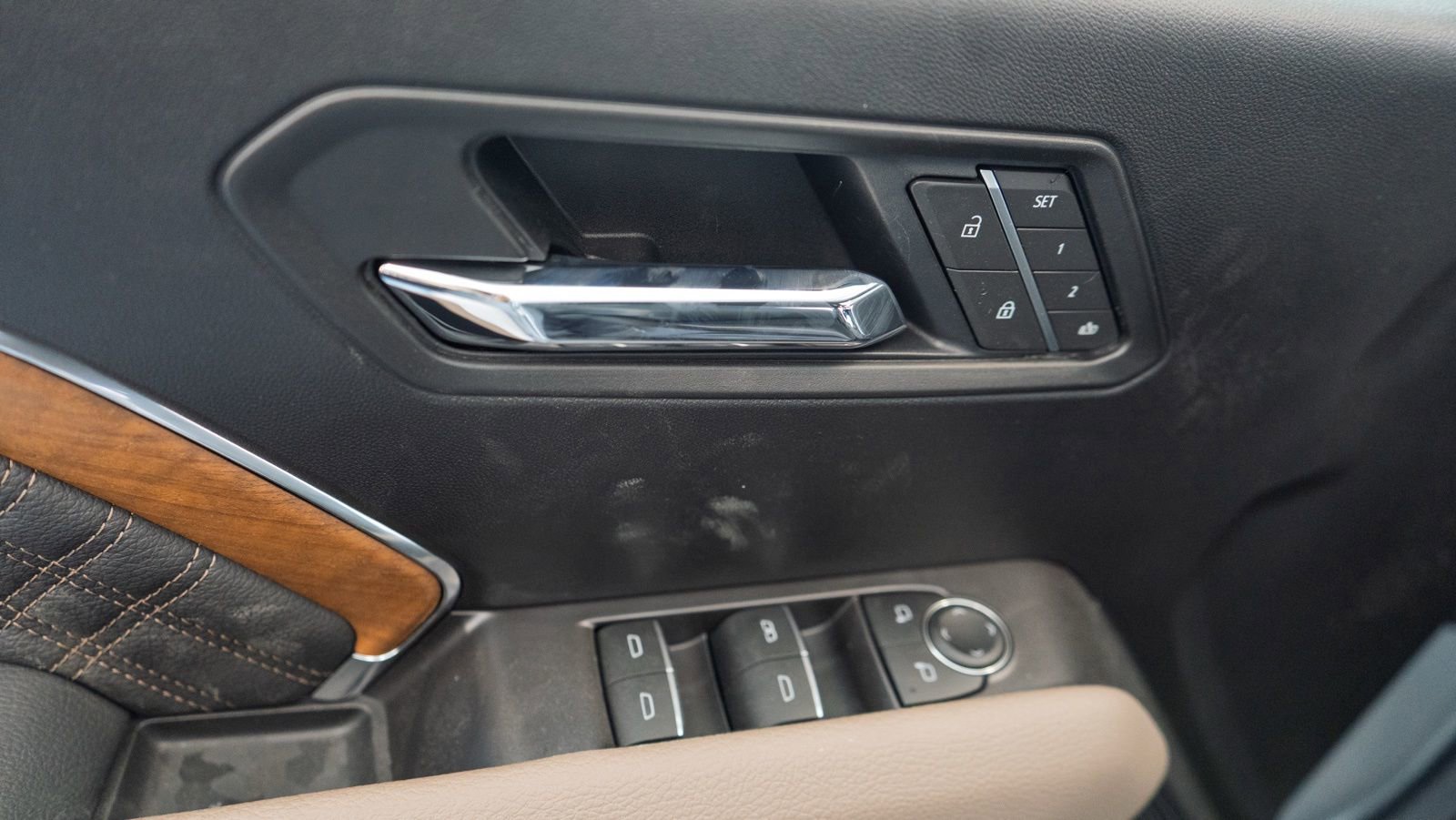 New 2026 GMC Canyon Denali image 14