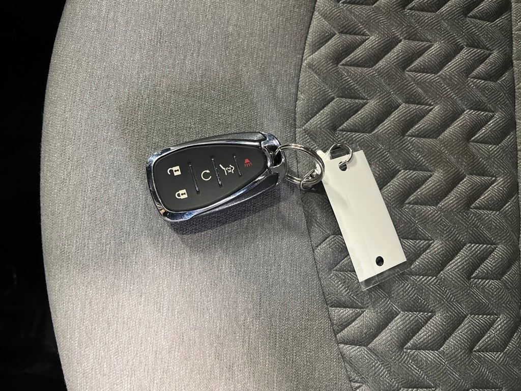 Used 2024 Chevrolet Equinox LT w/ Driver Convenience Package AWD/4WD image 28