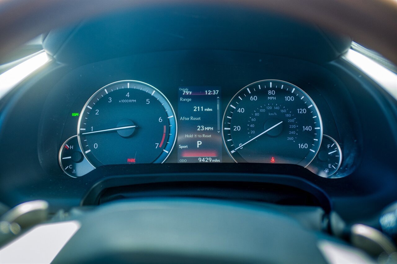 Used 2022 Lexus RX 350L FWD w/ Premium Package image 20