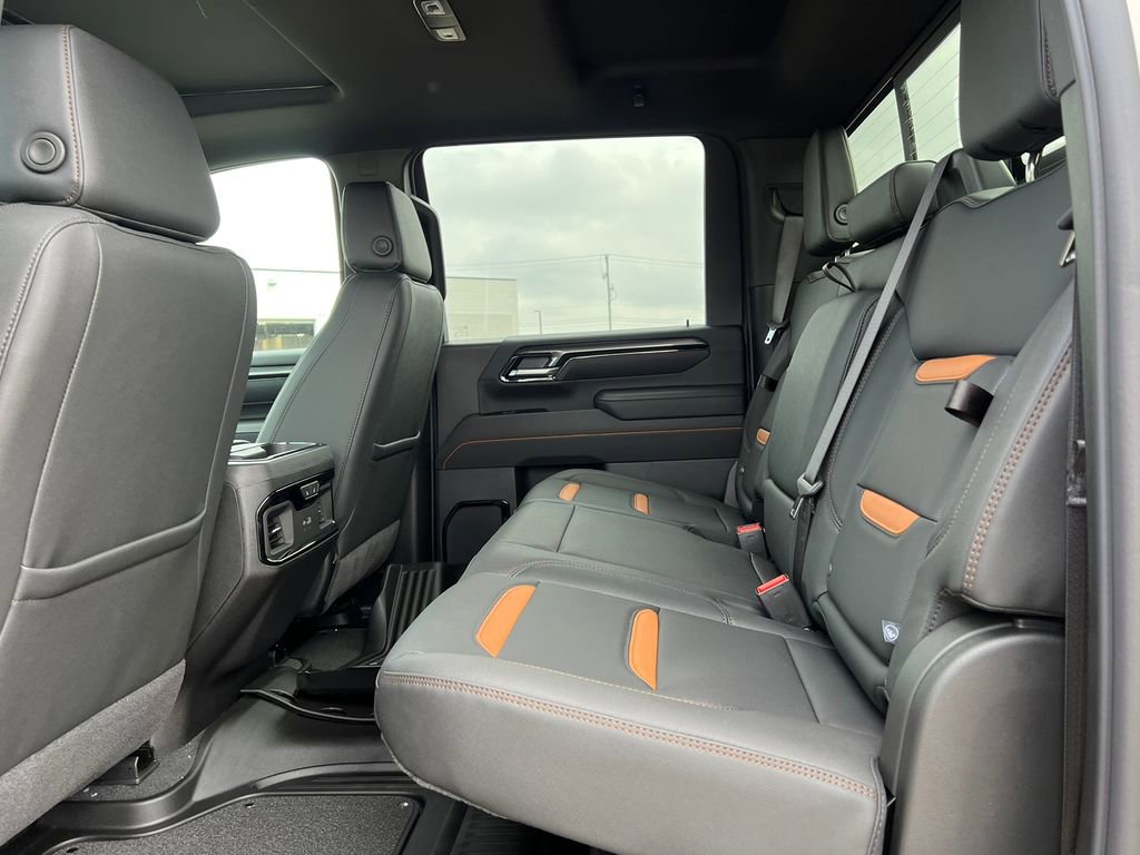 New 2026 GMC Sierra 2500 AT4 w/ AT4 Premium Plus Package image 5
