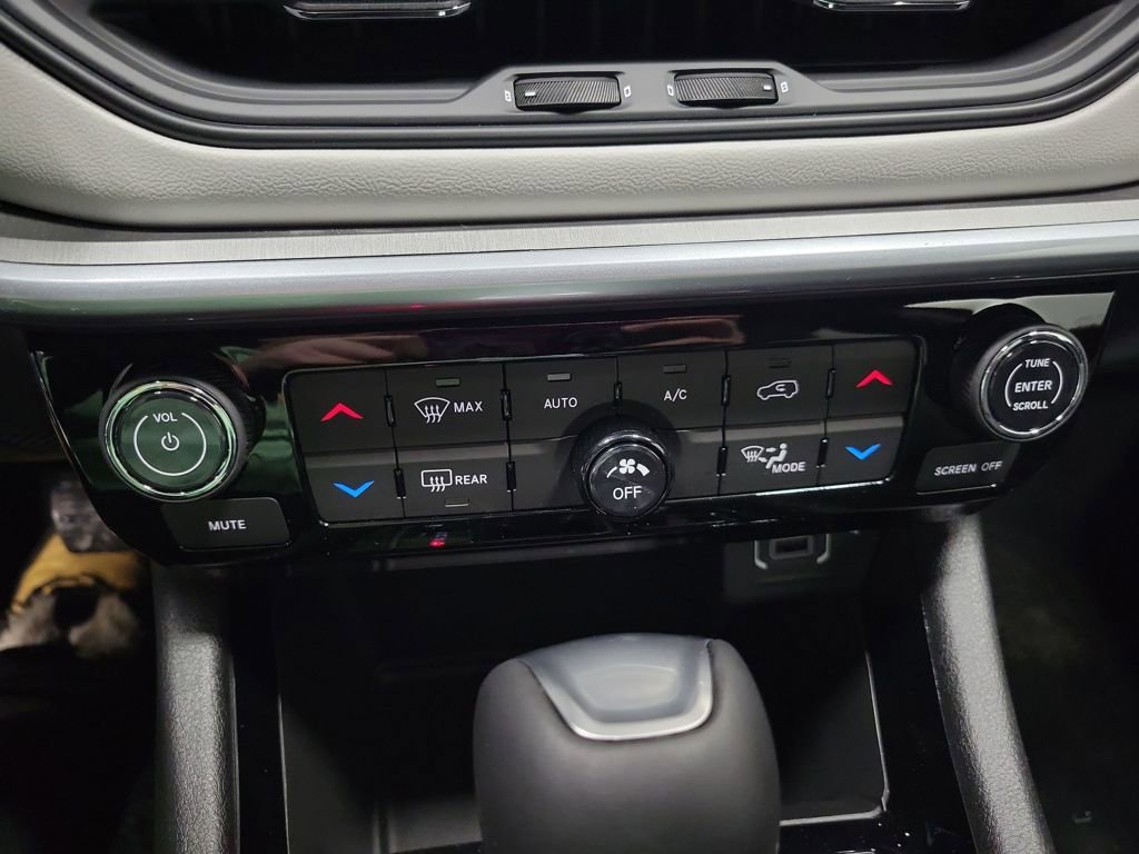 New 2026 Jeep Compass Limited AWD/4WD image 13
