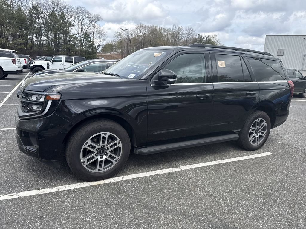 Used 2025 Ford Expedition Active AWD/4WD image 31