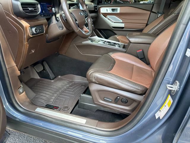 Used 2021 Ford Explorer King Ranch w/ Premium Technology Package AWD/4WD image 9