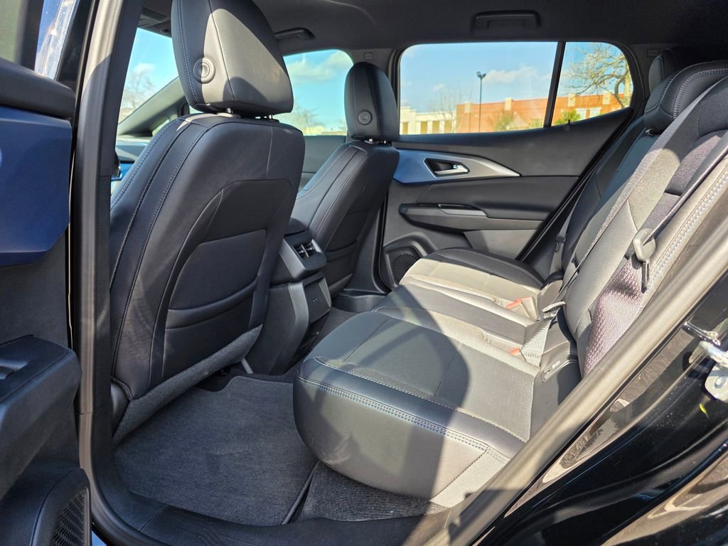 New 2025 Chevrolet Equinox EV LT image 17