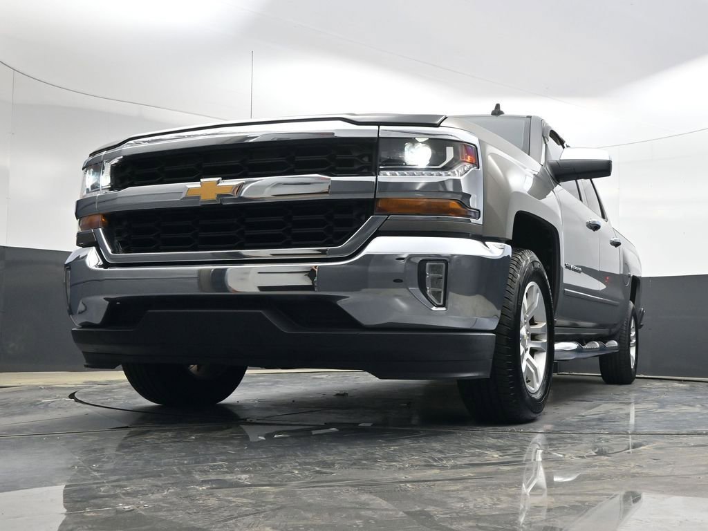 Used 2017 Chevrolet Silverado 1500 LT w/ All Star Edition image 29