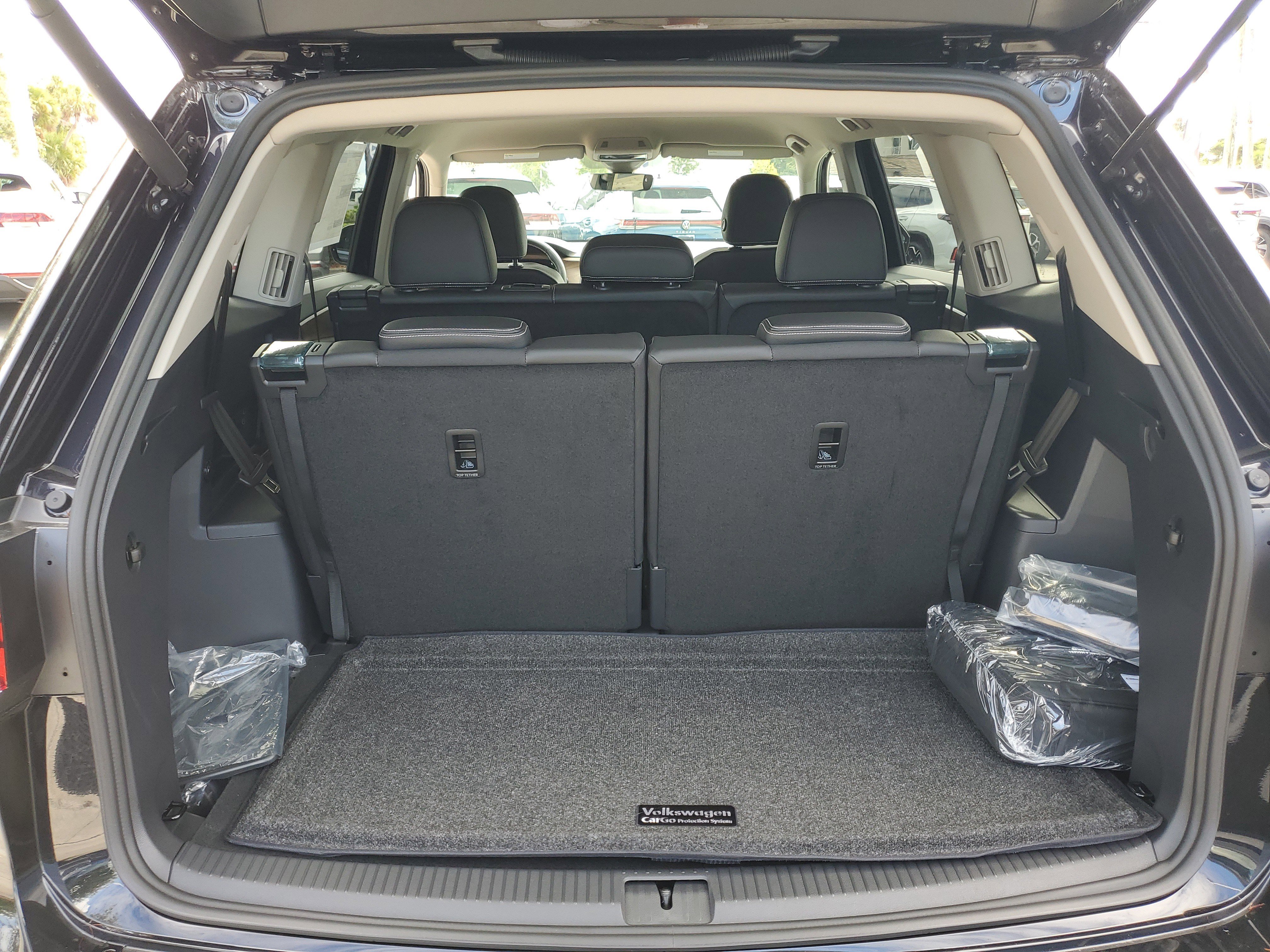 New 2026 Volkswagen Atlas SE image 8