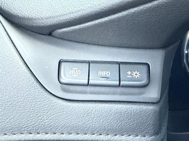 Used 2019 Cadillac Escalade Premium Luxury w/ Escalade Sport Edition image 35