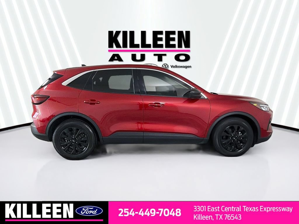 Used 2023 Ford Escape Active FWD image 10