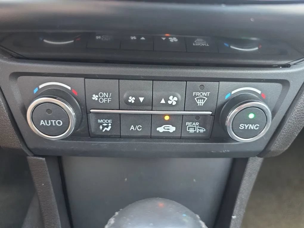 Used 2021 Acura ILX w/ Premium Package FWD image 33
