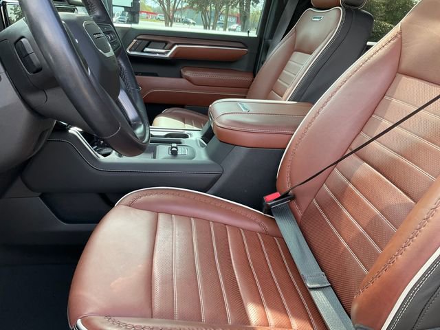 Used 2024 GMC Sierra 2500 Denali Ultimate w/ Max Trailering Package image 5