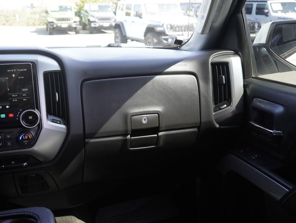 Used 2015 Chevrolet Silverado 2500 LT w/ LT Convenience Package RWD image 27