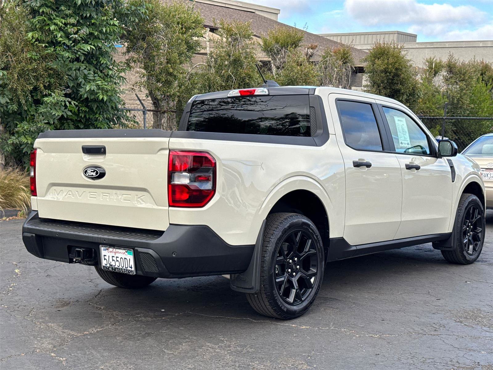 Used 2025 Ford Maverick XLT w/ XLT Luxury Package image 13